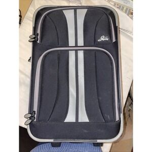 Skyway Luggage black and gray carry-on rolling suitcase Expandable. Space‎ User.